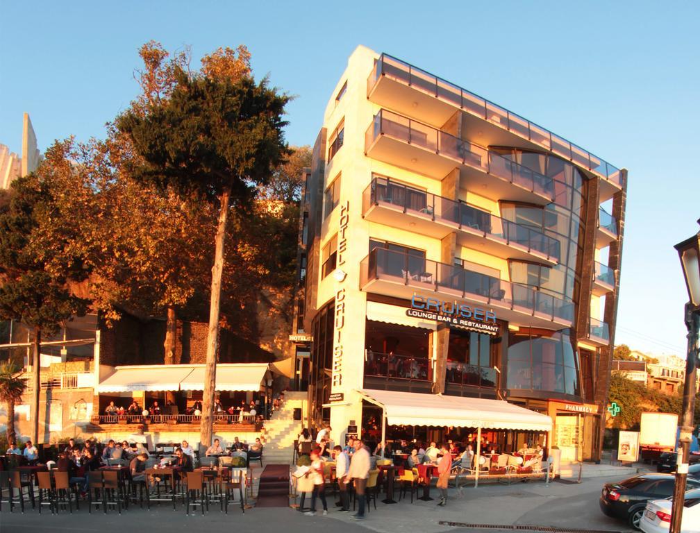 Hotel Cruiser Ulcinj Bagian luar foto